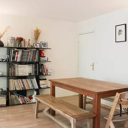 Apartment Spacious With Private Garden Paris