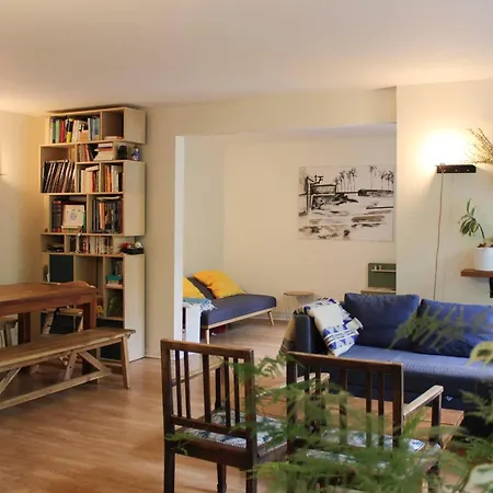 Spacious With Private Garden *